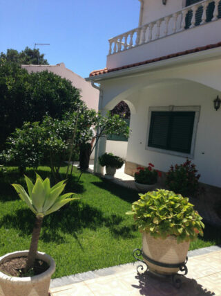 Terrasse accessible par les chambres etancheite-ate